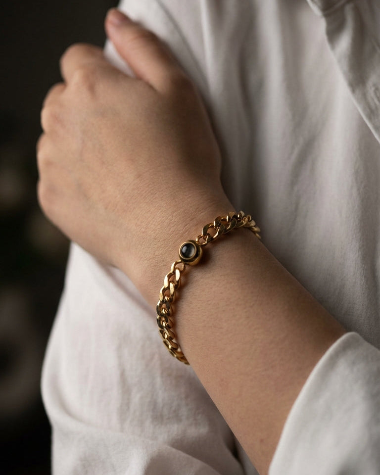 The "Toi et Moi" Evolution: Fusing Two Photos or Birthstones in One Piece
