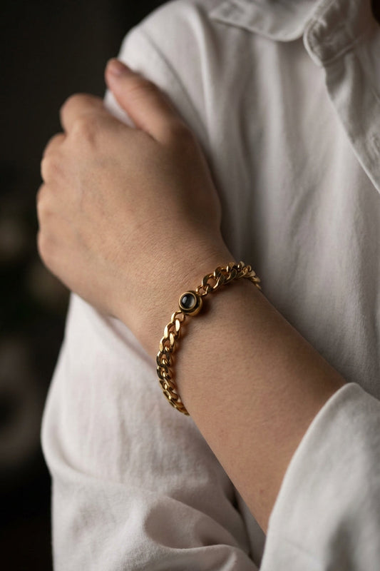 PhilU-Australia-Personalised-Classic-Memory-Chain-Photo-Projection-Bracelet-Model-Female